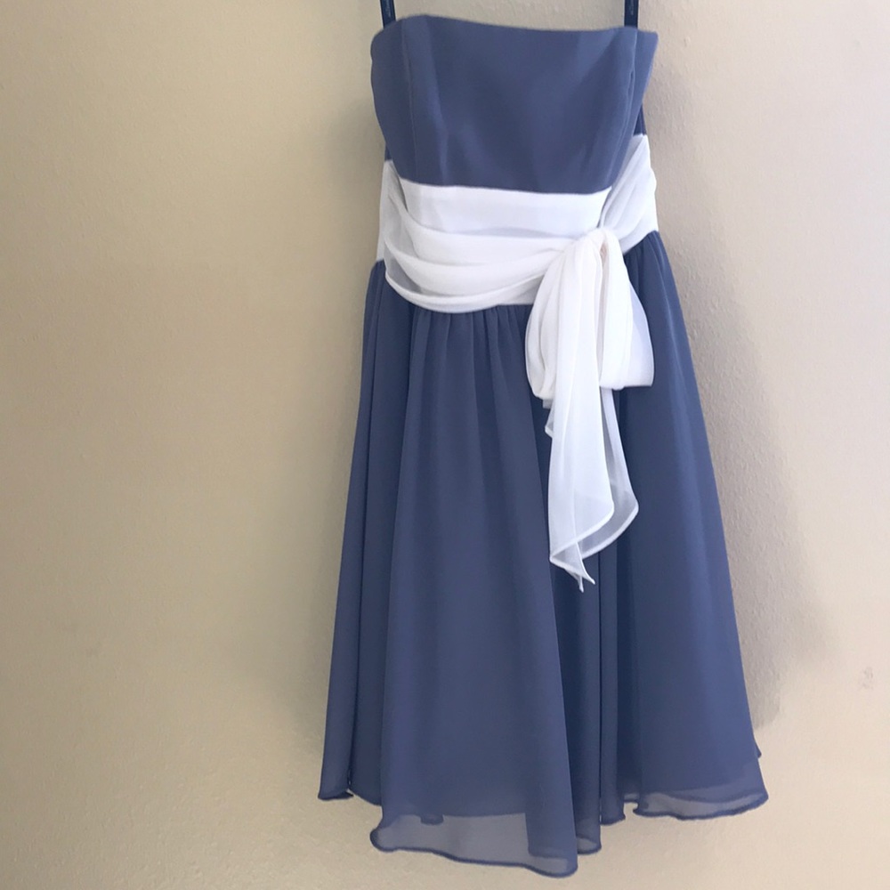 Strapless gray and white dress